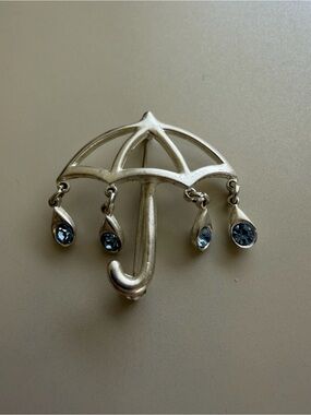 Vintage LIA Lianna Silver Umbrella Brooch with Blue Crystal Raindrops